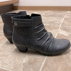 Rockport ankle boots